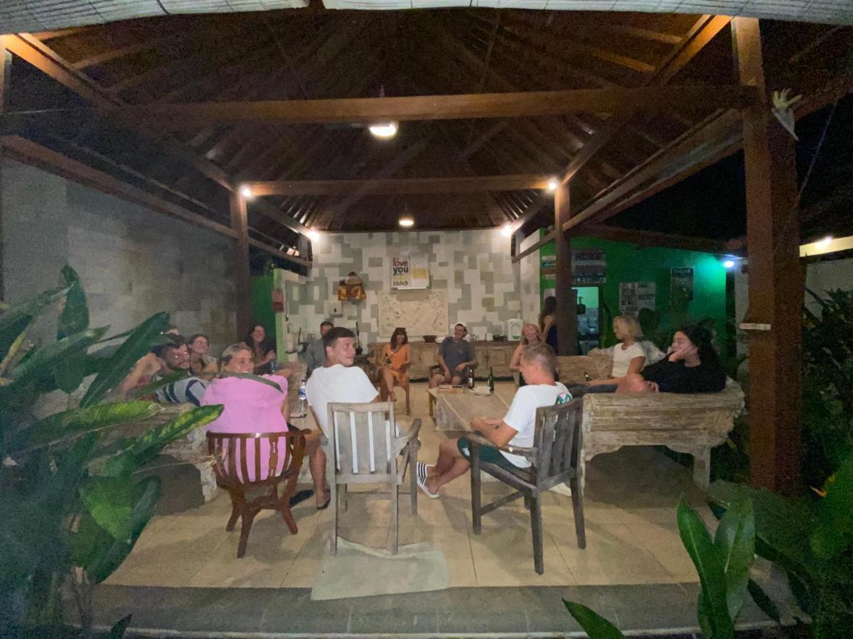Lembongan Hostel Нуса Лембонган Екстериор снимка