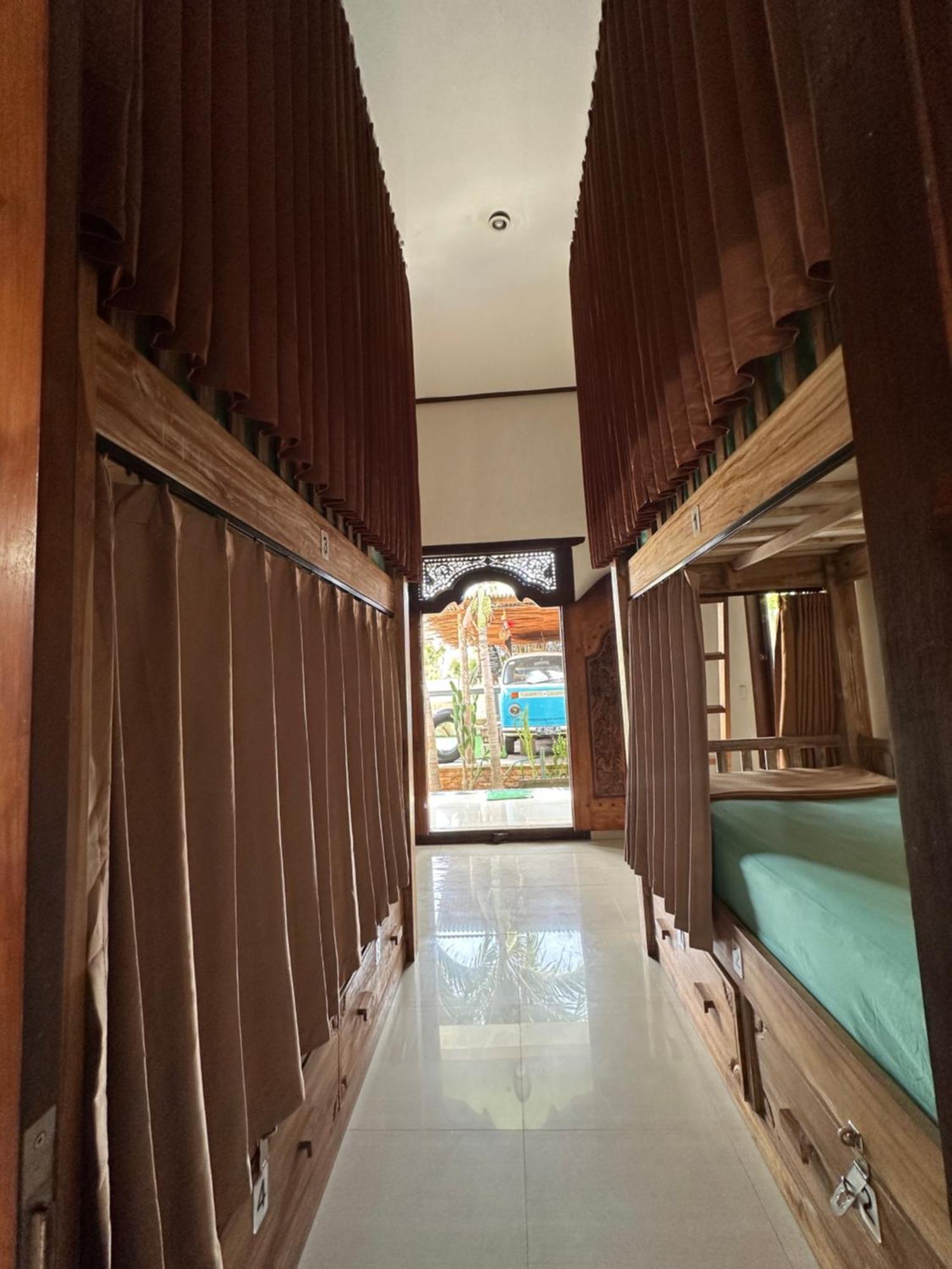 Lembongan Hostel Нуса Лембонган Екстериор снимка