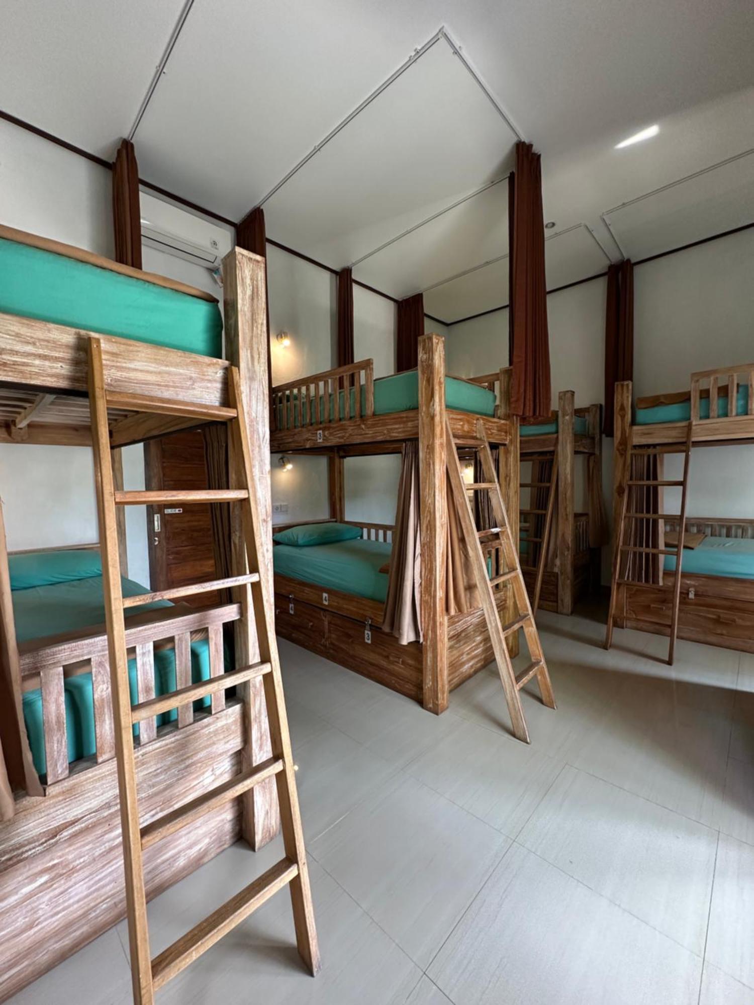 Lembongan Hostel Нуса Лембонган Екстериор снимка