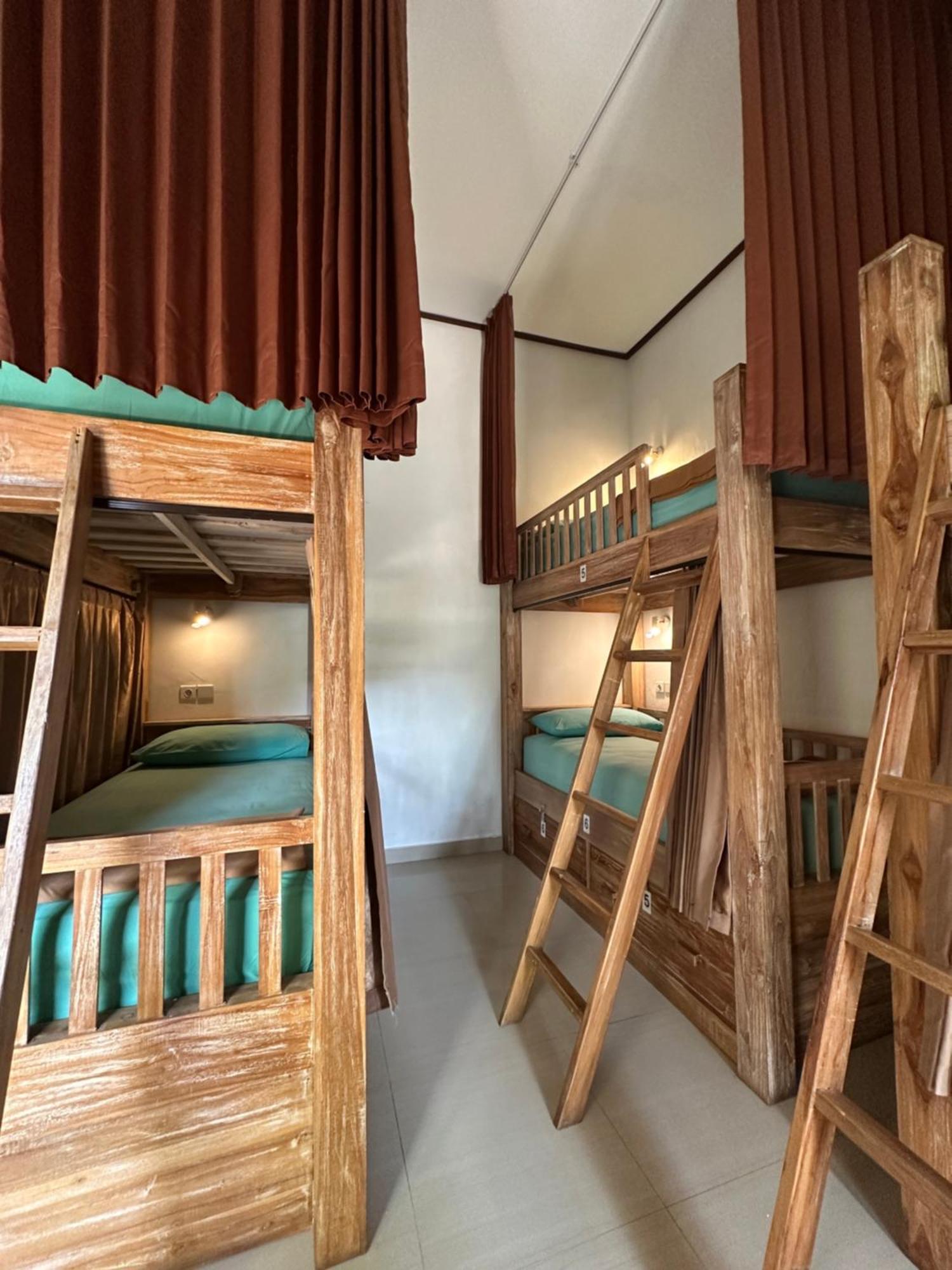 Lembongan Hostel Нуса Лембонган Екстериор снимка