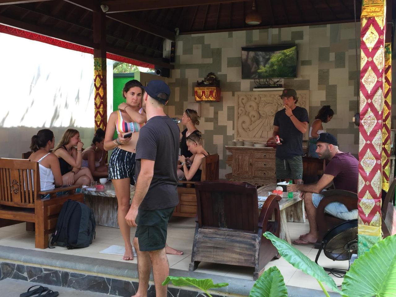 Lembongan Hostel Нуса Лембонган Екстериор снимка