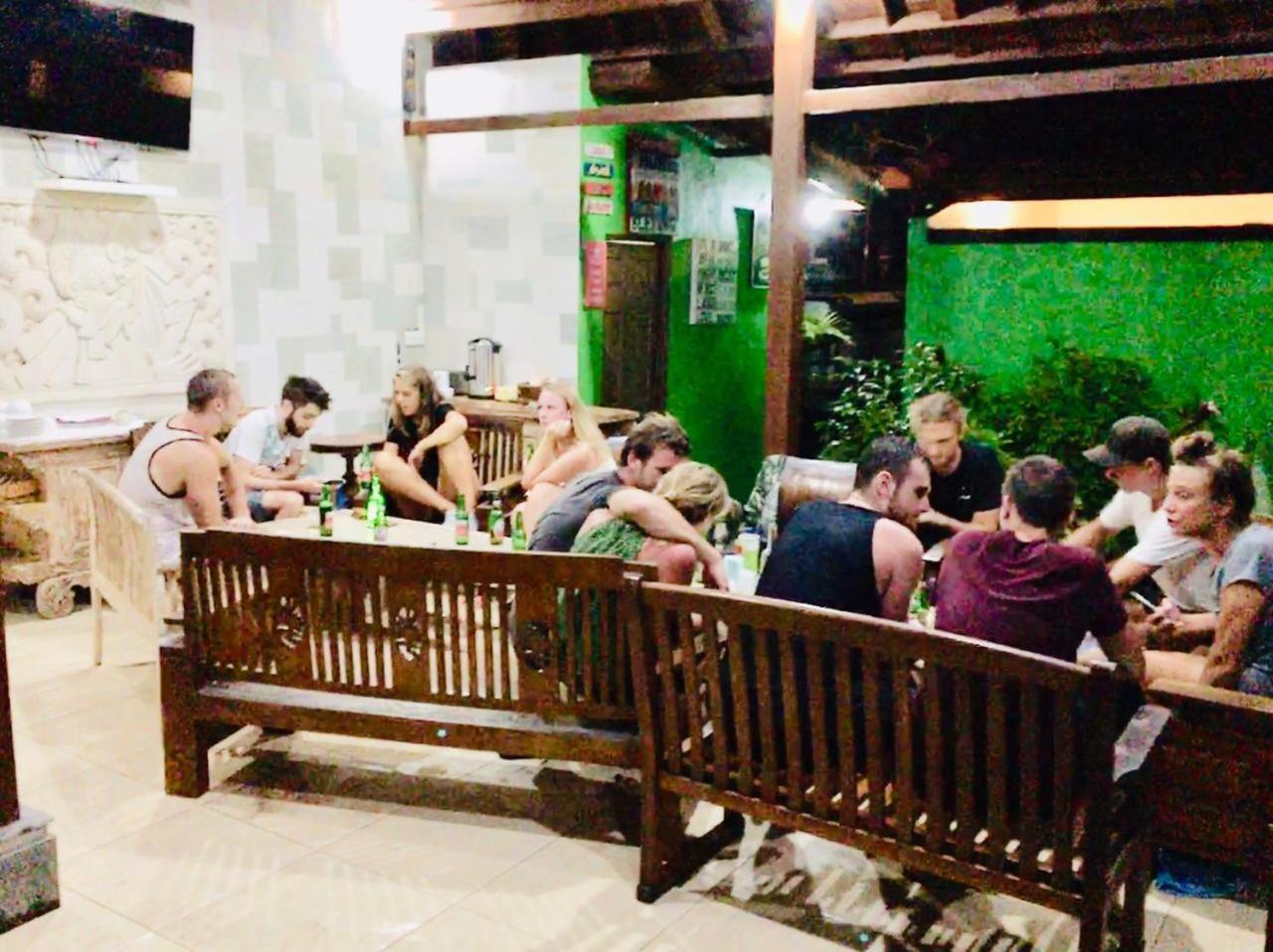 Lembongan Hostel Екстериор снимка